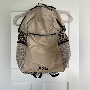 APL reversible backpack